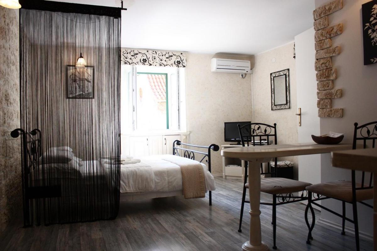 Old Town Apartment Šibenik Cameră foto